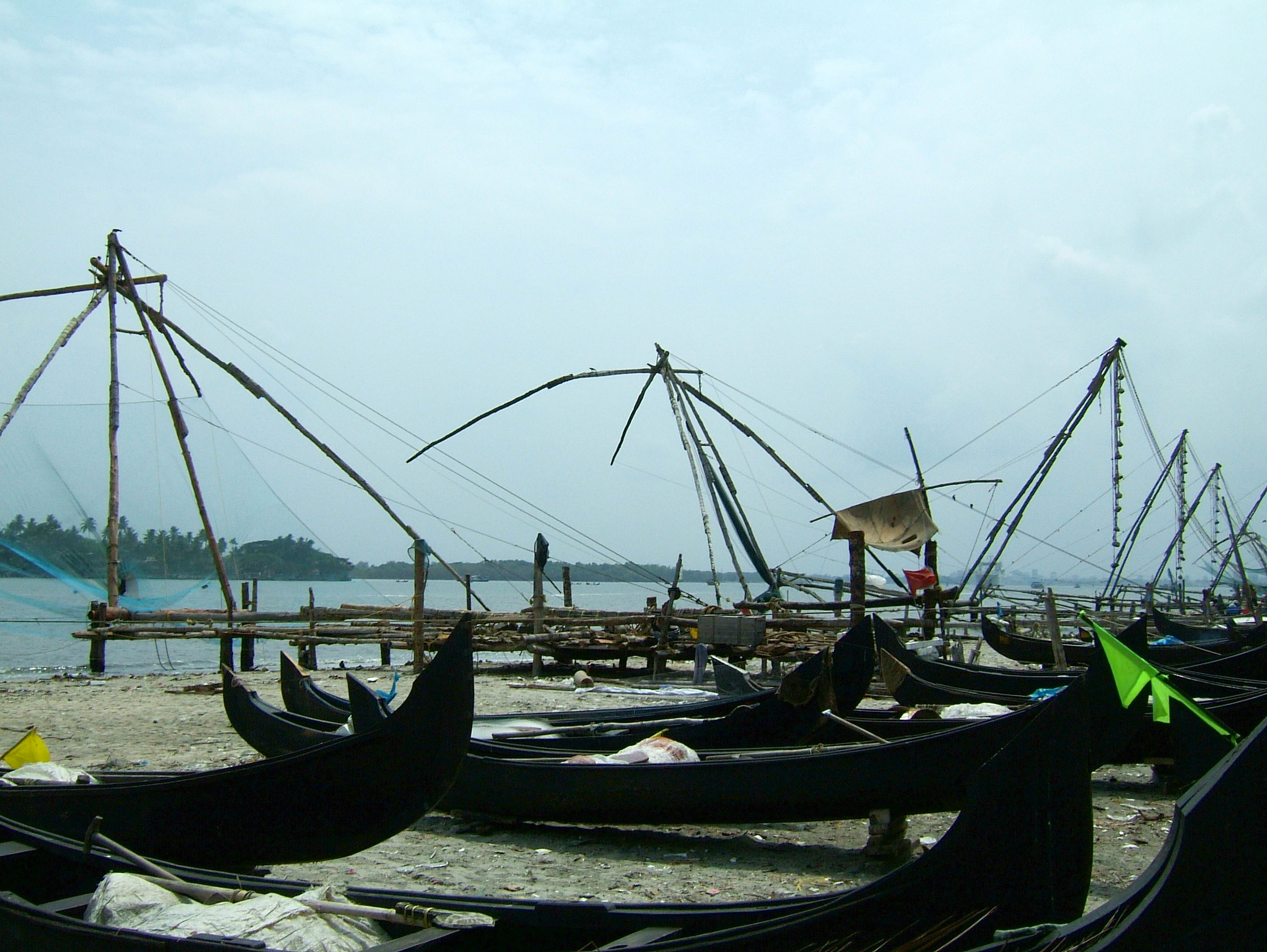 Chinese fishing nets Cheena vala of Fort Kochi Fort Cochin India May 2004 10