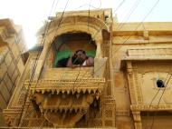 Asisbiz Rajasthan Jaisalmer Fort Mansion Facade India Apr 2004 01