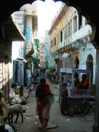 Asisbiz Rajasthan Jodhpur Sardar Market side streets India Apr 2004 01