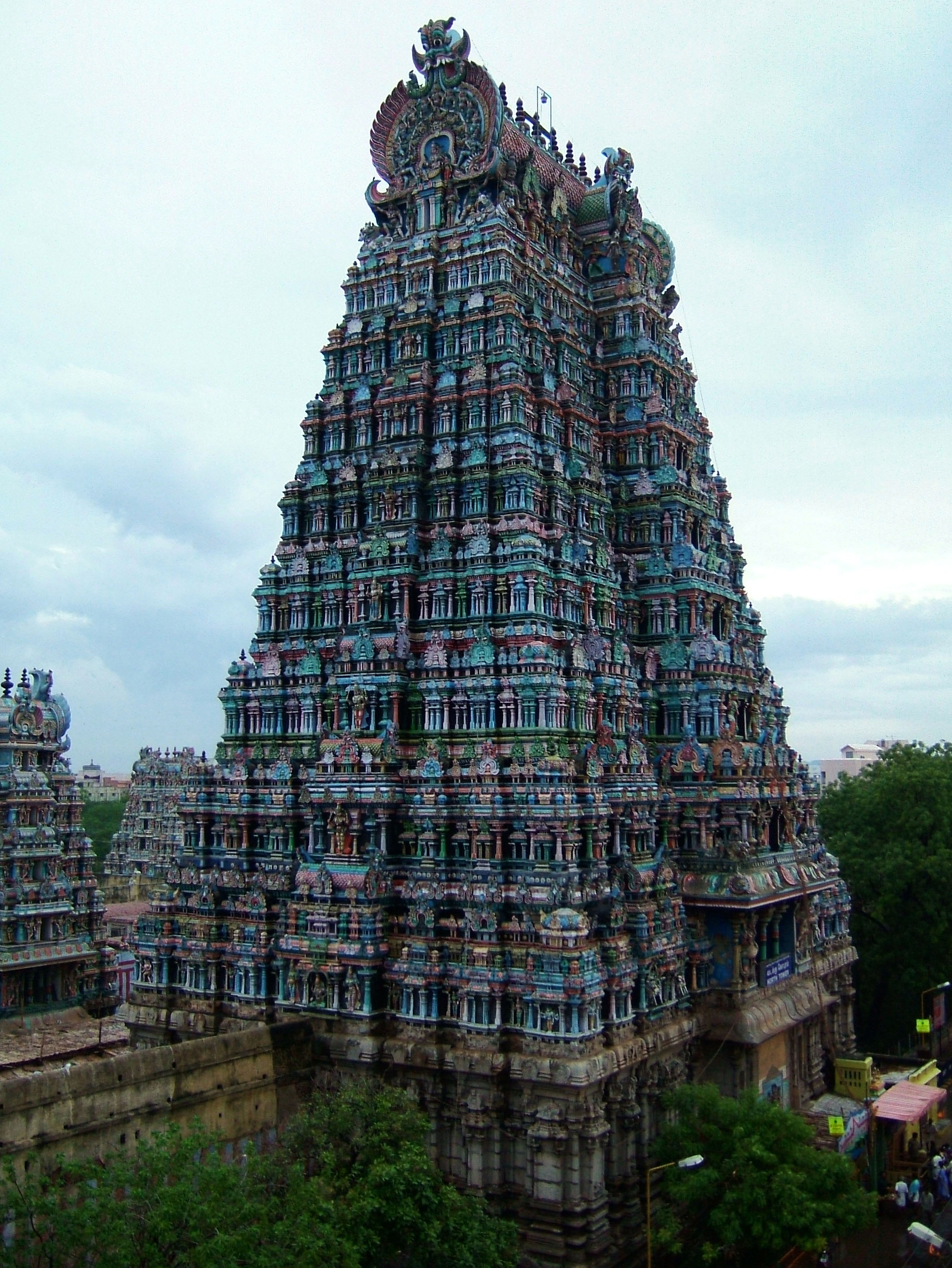 Madurai Sri Meenakshi Temple entrance India May 2005 11