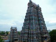 Asisbiz Madurai Sri Meenakshi Temple entrance India May 2005 13