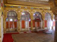 Asisbiz Rajasthan Jodhpur Mehrangarh Fort Period rooms India Apr 2004 02