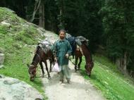 Asisbiz Kashmir Pahalgam Valley Treking by mountain pony India Apr 2004 011