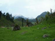 Asisbiz Kashmir Pahalgam Valley Treking by mountain pony India Apr 2004 050