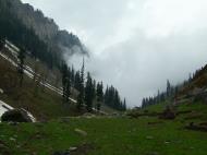 Asisbiz Kashmir Pahalgam Valley Treking by mountain pony India Apr 2004 084
