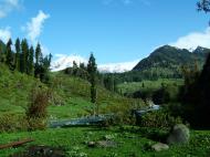 Asisbiz Kashmir Pahalgam Valley Treking by mountain pony India Apr 2004 108