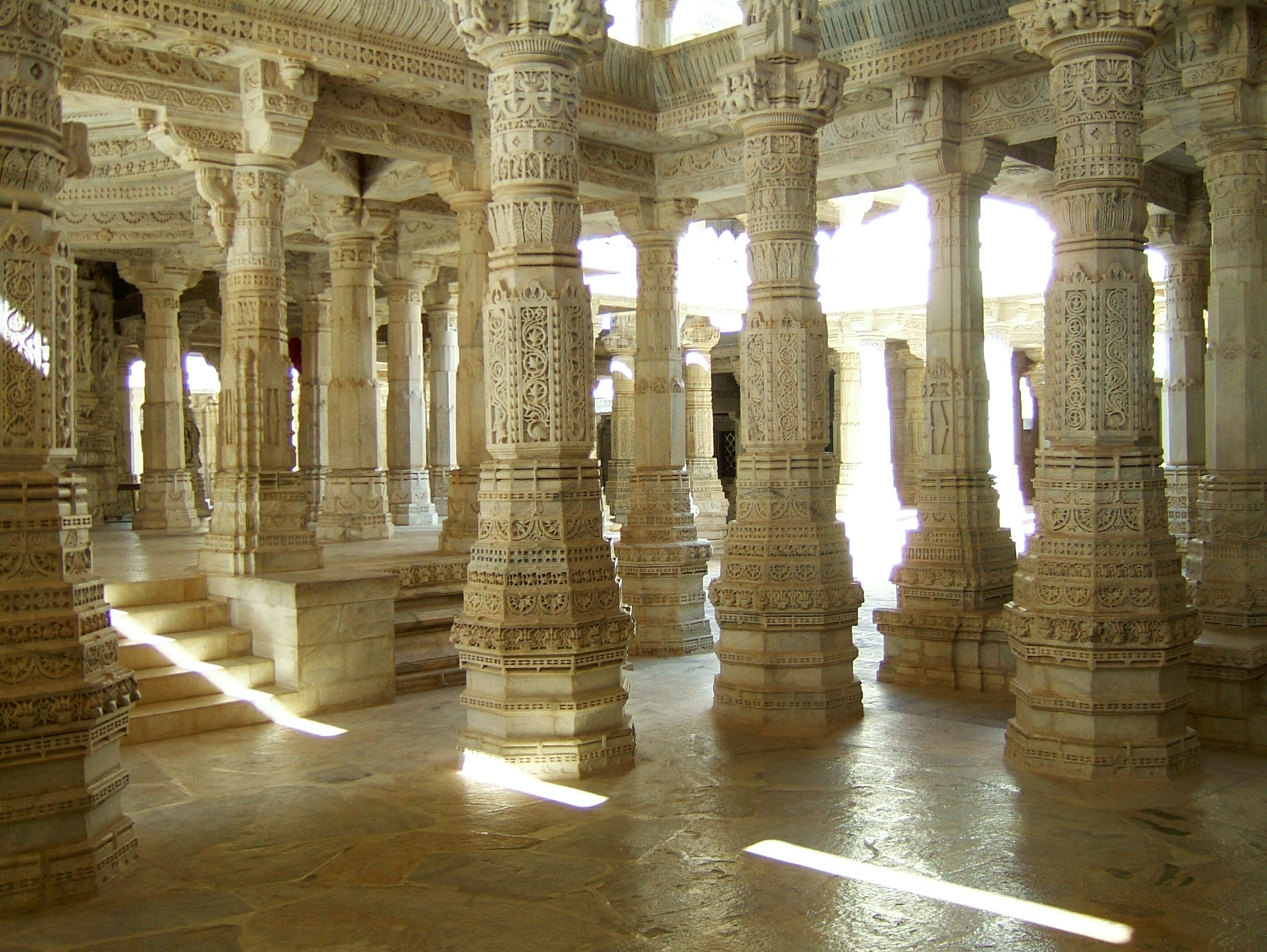 Ranakpur Jain Marble Temple pillars Frescoes India Apr 2004 03