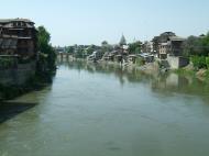 Asisbiz Kashmir Srinagar old city center India Apr 2004 03