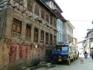 Asisbiz Kashmir Srinagar old city center India Apr 2004 06