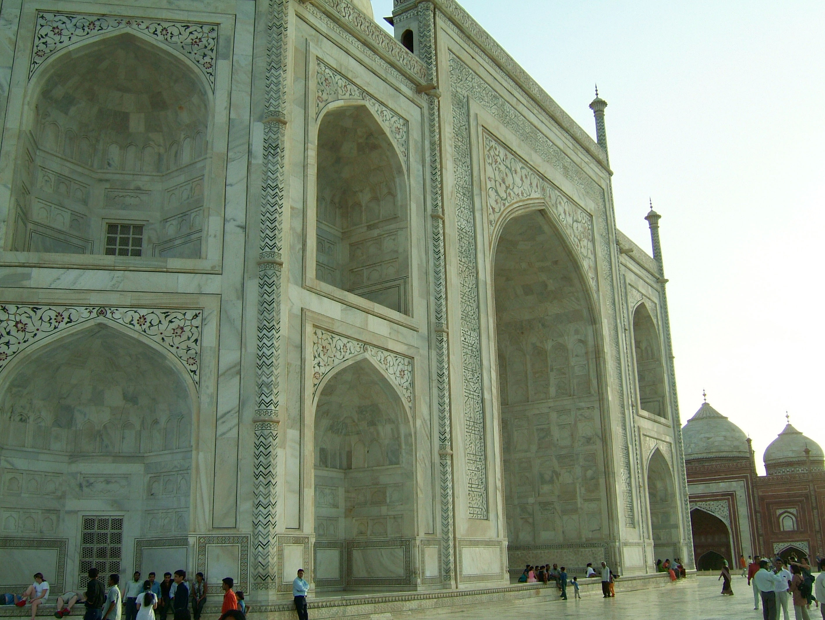 Agra Taj Mahal Mausoleum architecture India Apr 2008 01