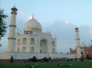 Asisbiz Agra Taj Mahal Mausoleum India Apr 2008 05