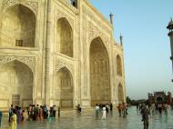 Asisbiz Agra Taj Mahal Mausoleum architecture India Apr 2008 03