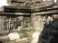 Asisbiz Java Yogyakarta Yogya Borobudur Pagoda Mosaics Aug 2000 01