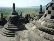 Asisbiz Java Yogyakarta Yogya Borobudur Pagoda stupas Aug 2000 06
