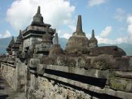Asisbiz Java Yogyakarta Yogya Borobudur Pagoda stupas Aug 2000 11