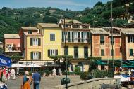 Asisbiz Travel photos featuring local Architecture around Rapallo Italy 10