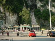 Asisbiz Selangor Sri Subramaniam Kovil Batu Caves entrance facing the cave Sep 2000 01