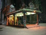Asisbiz Selangor Sri Subramaniam Kovil Batu Caves main shrine Sep 2000 01