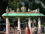 Asisbiz Selangor Sri Subramaniam Kovil Batu Caves worship area Sep 2000 01