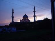 Asisbiz Kaula Lumpur Mosque May 2001 02