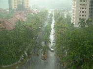 Asisbiz Kaula Lumpur suburbs heavy rain May 2001 02