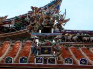 Asisbiz Malacca Chinese Temple Architecture Mar 2001 03