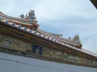 Asisbiz Malacca Chinese Temple Architecture Mar 2001 04