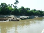 Asisbiz Ayeyarwady River or Irrawaddy River boats and ferries Dec 2000 08