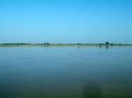 Asisbiz Pagan to Mandalay passenger ferry Ayeyarwady River Nov 2004 03