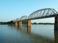 Asisbiz Pagan to Mandalay passenger ferry Ayeyarwady River Nov 2004 17