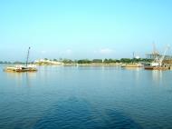 Asisbiz Pagan to Mandalay passenger ferry Ayeyarwady River Nov 2004 25