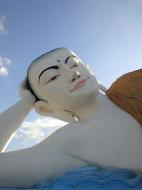 Asisbiz Naung Daw Gyi Mya Tha Lyaling Reclining Buddha Jan 2010 09