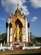 Asisbiz Naung Daw Gyi Mya Tha Lyaling Reclining Buddha Jan 2010 18