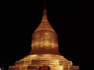 Asisbiz Pagan Bupaya pagoda at night Dec 2000 01