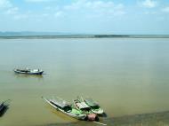Asisbiz Pagan Bupaya pagoda panoramic views Nov 2004 06