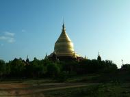 Asisbiz Pagan Dhamma ya zi ka Pagoda Nov 2004 02