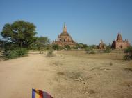 Asisbiz Bagan Htilominlo Temple Nandaungmya Myanmar Dec 2000 01