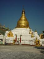 Asisbiz Mandalay Kuthodaw Pagoda main stupa Dec 2000 01