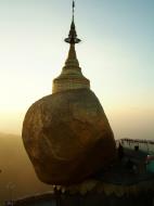 Asisbiz Myanmar Mon State Kyaiktiyo Pagoda Golden Rock 32