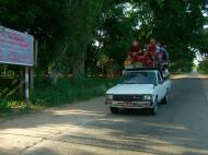 Asisbiz Driving panoramic scenes Pagan to Mount Popa Nov 2004 36