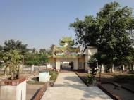 Asisbiz Kyaik Ka San Pagoda entrance South Oak ka lar township 2009 01