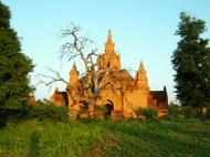 Asisbiz Bagan Payathonzu panoramic surrounds Nov 2004 16