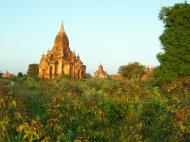 Asisbiz Bagan Payathonzu panoramic surrounds Nov 2004 25