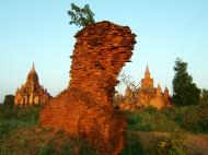 Asisbiz Bagan Payathonzu panoramic surrounds Nov 2004 28