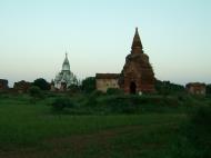 Asisbiz Bagan Payathonzu panoramic surrounds Nov 2004 39