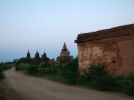 Asisbiz Bagan Payathonzu panoramic surrounds Nov 2004 43