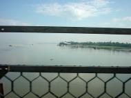 Asisbiz Sagaing bridge views Dec 2000 01