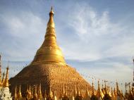 Asisbiz Myanmar Yangon Shwe dagon pagoda main patio Jan 2010 05