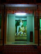 Asisbiz Myanmar Yangon Shwedagon Pagoda Buddhas Oct 2004 08