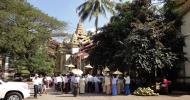 Asisbiz Myanmar Yangon Shwedagon entrance 01